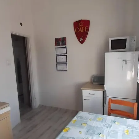 Przy Krzywym Drzewie - Old Town Apartmán