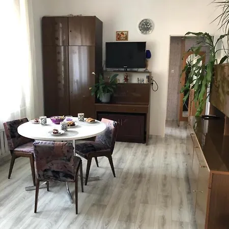 Przy Krzywym Drzewie - Old Town *